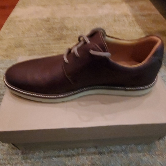 Clark's Grandin Plain Tan Men's Shoes - Picture 5 of 8